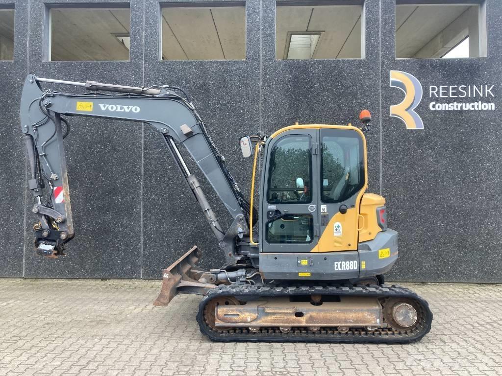 Volvo ECR 88 D Средни екскаватори 7т - 12т
