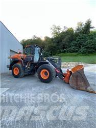 Doosan DL 320-7 Колесни товарачи
