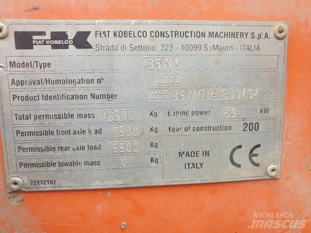 Fiat-Kobelco E 145 W Колесни екскаватори