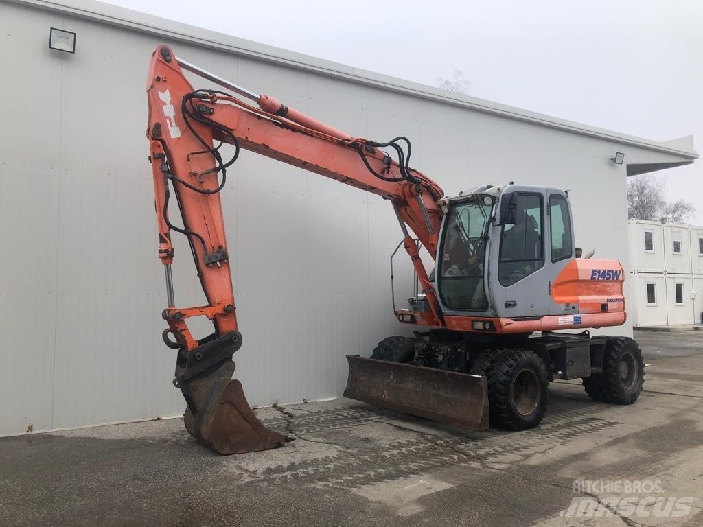 Fiat-Kobelco E 145 W Колесни екскаватори