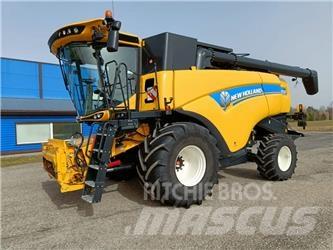 New Holland CX 8.85 Комбайни