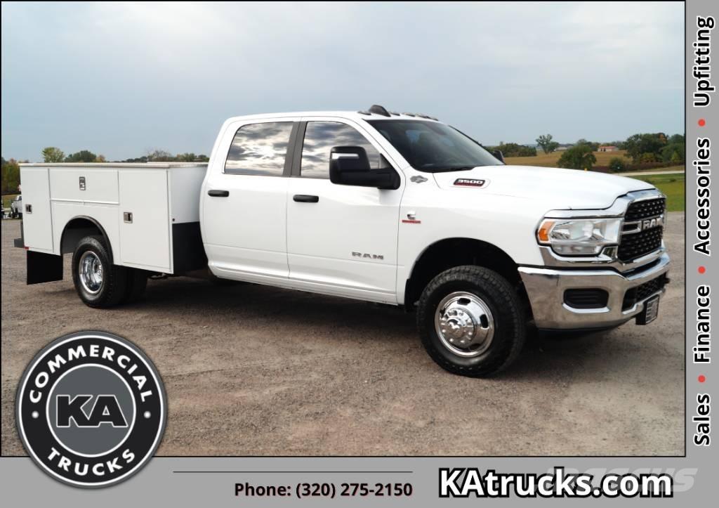 RAM 3500 SLT Пикапи