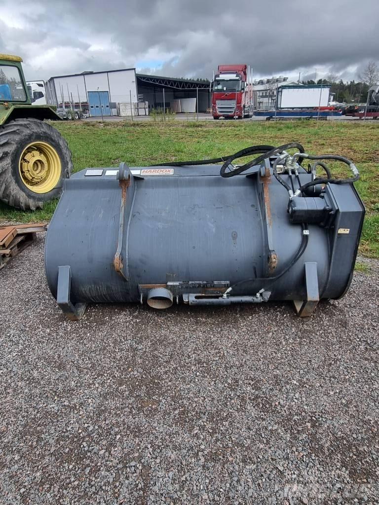 Sima S100 Кофи