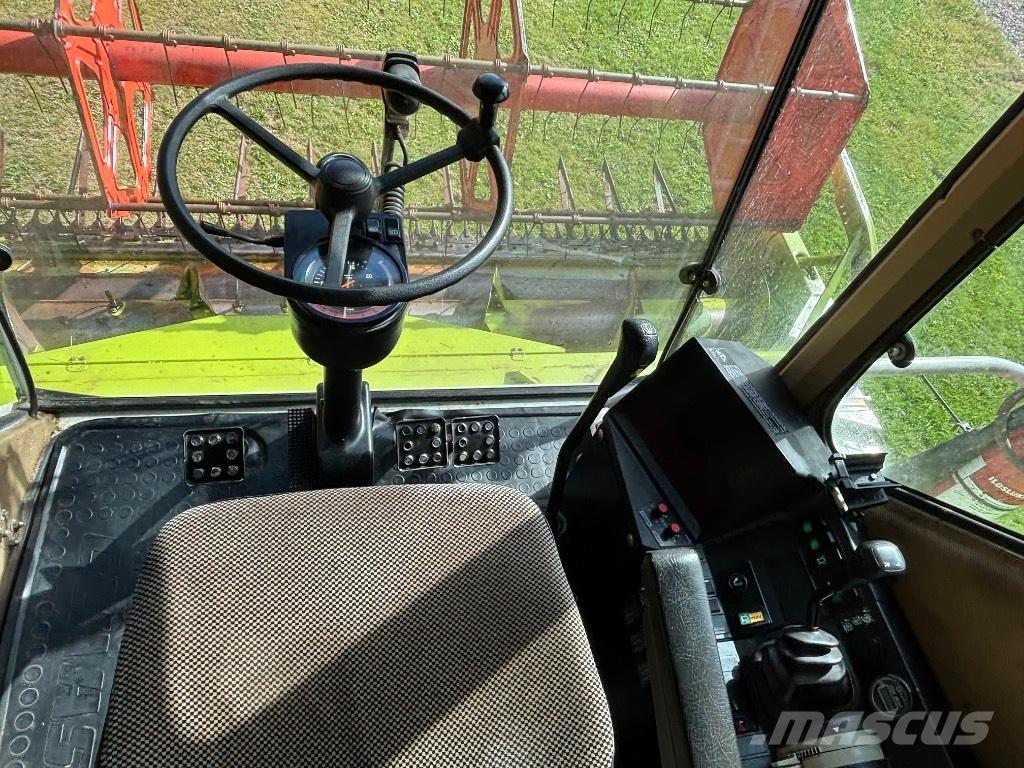 CLAAS Dominator 78 Комбайни