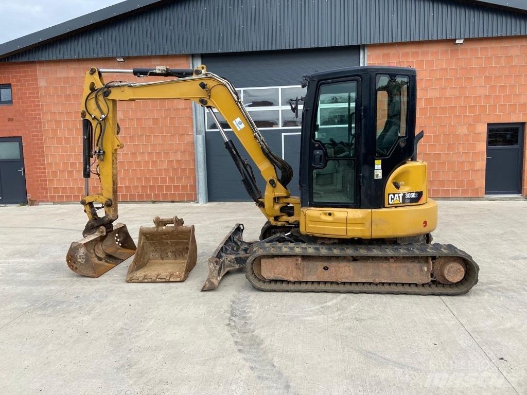 CAT 305 E2 Мини екскаватори < 7 т