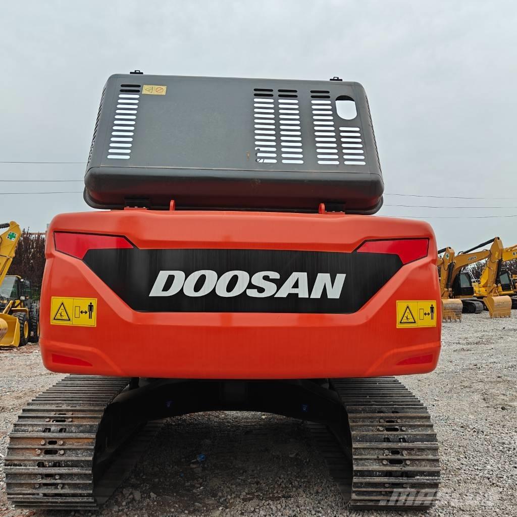 Doosan DX 225 LCA Верижен екскаватор