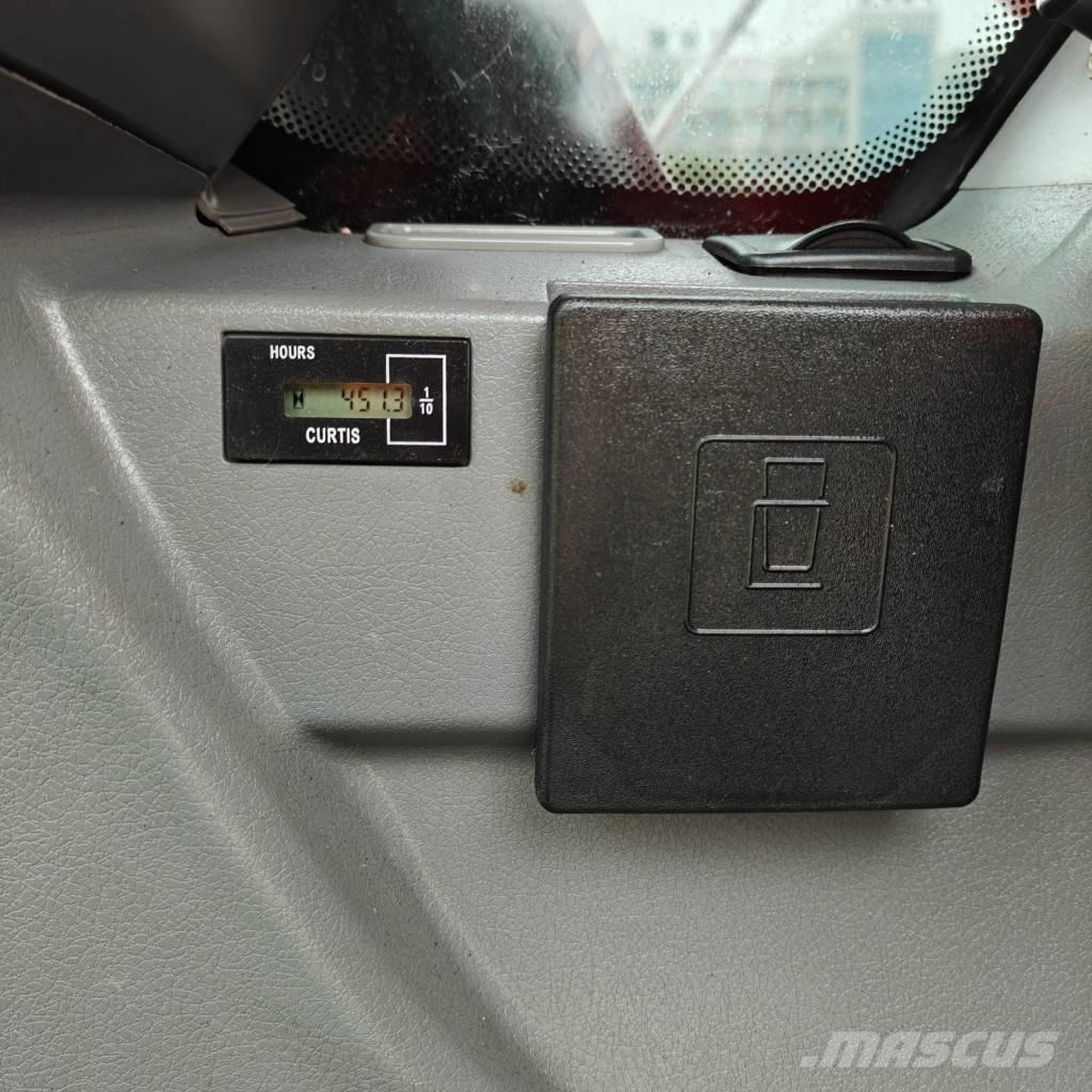 Doosan DX 225 LCA Верижен екскаватор