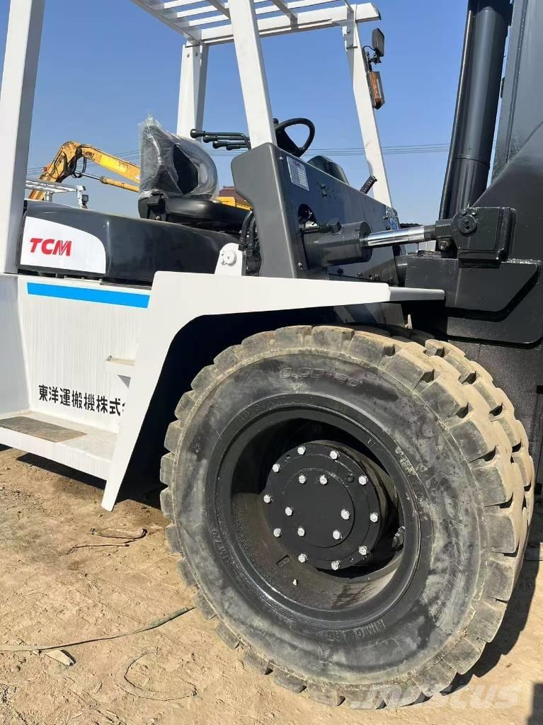 TCM 100 Дизелови камиони