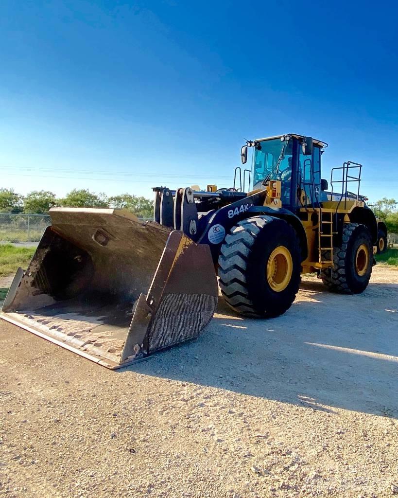 John Deere 844 K Колесни товарачи