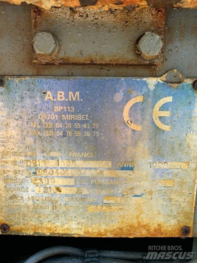 A.B.M. ORION 1000 Вертикални мачтови повдигачи

