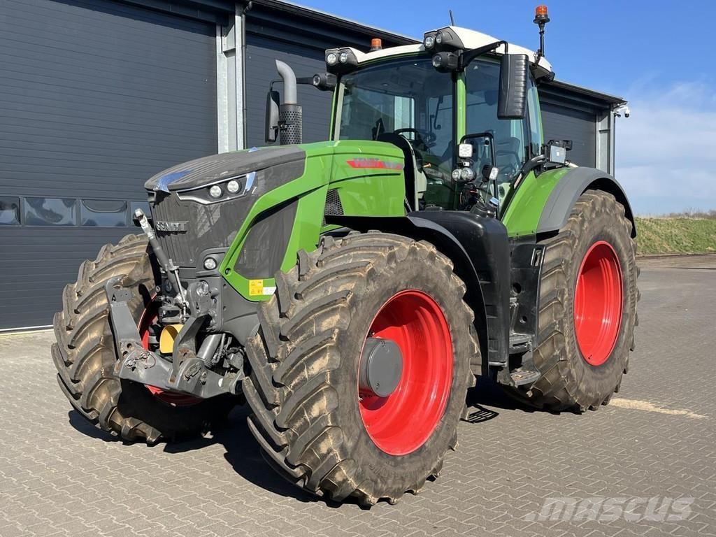 Fendt 936 GEN7 Трактори