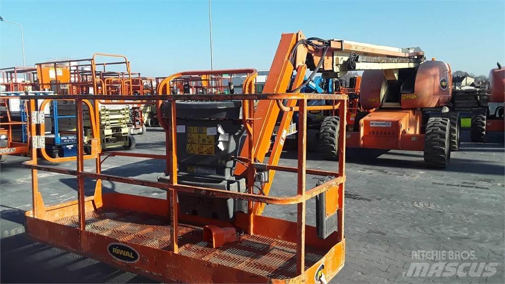 JLG 660SJG Телескопични повдигачи
