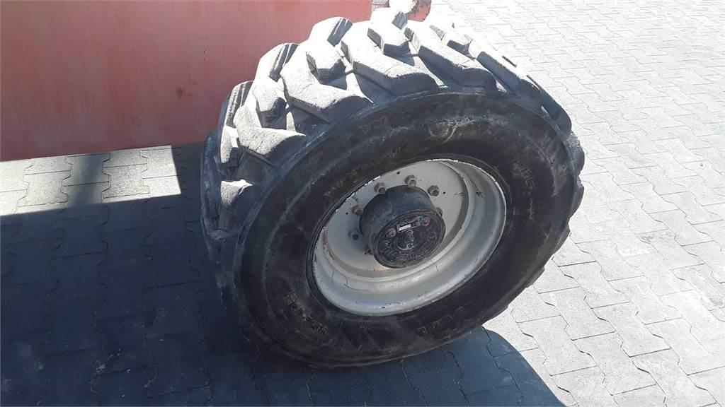 JLG 660SJG Телескопични повдигачи

