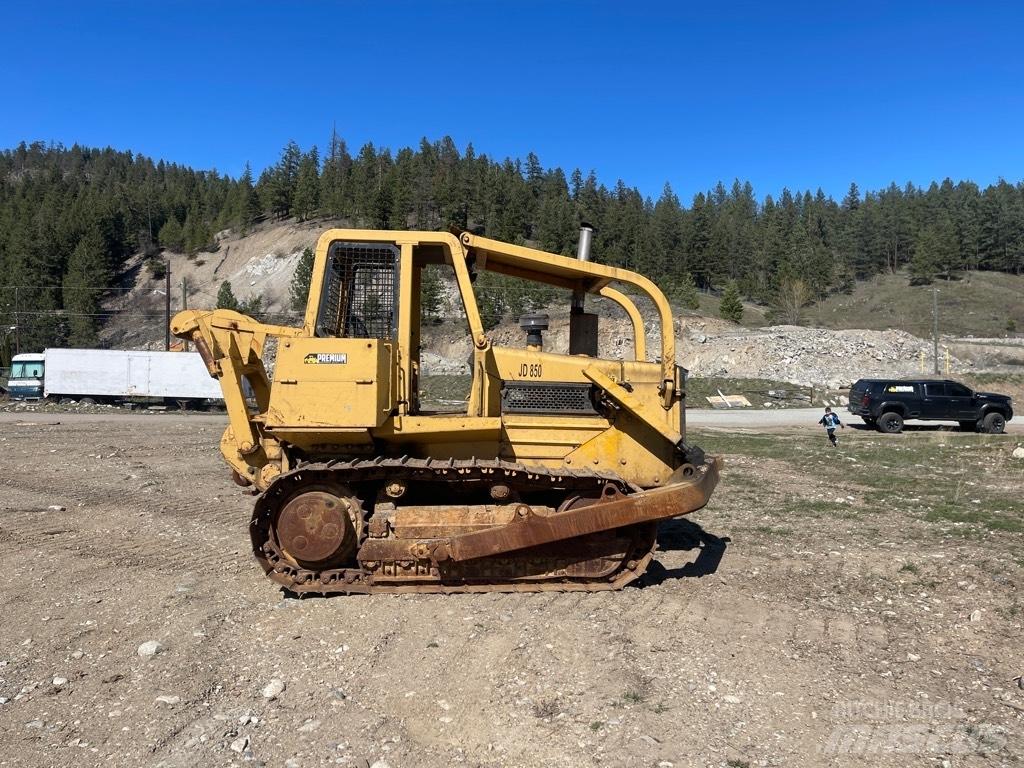 DEERE 850 Верижни булдозери
