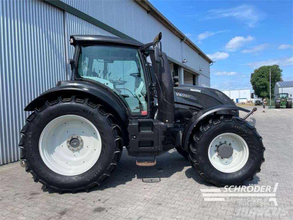Valtra T 174 EA Трактори