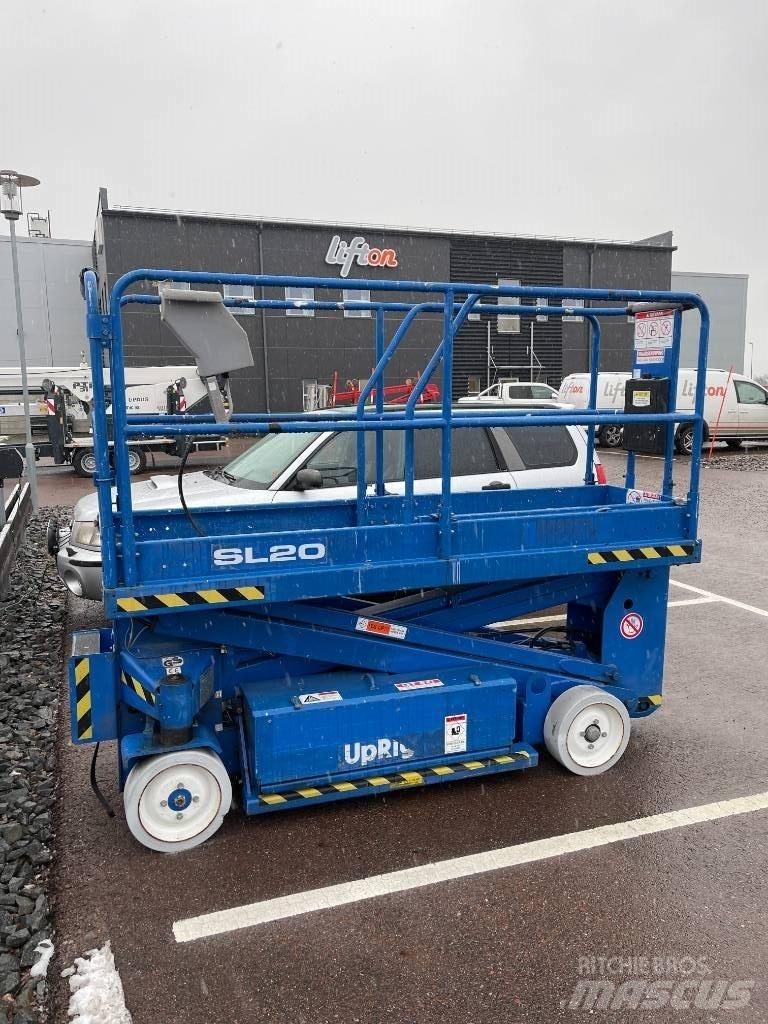 UpRight SL20 Saxlift Ножични работни платформи