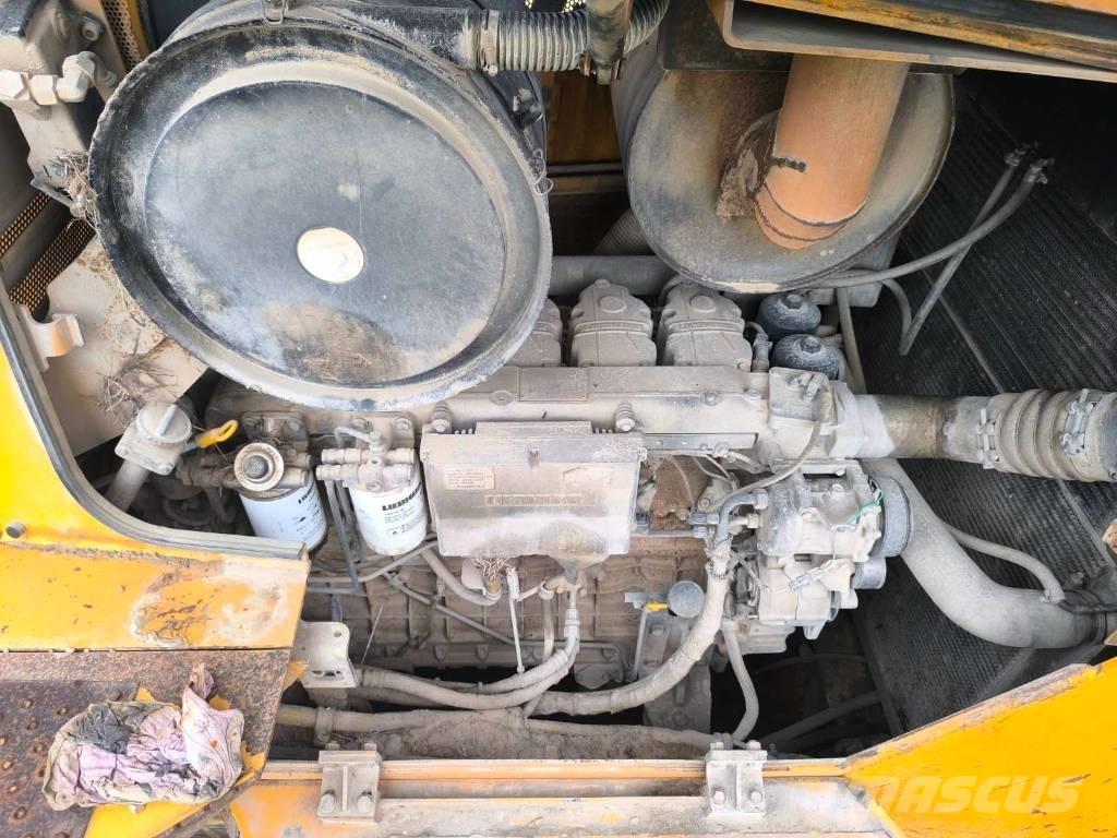 Liebherr PR 754 Верижни булдозери
