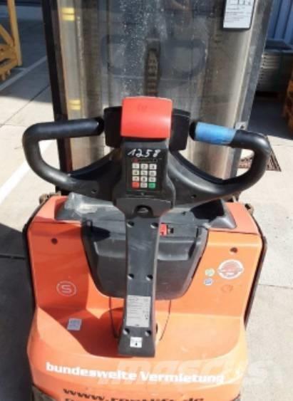 Toyota BT SWE 120L Ръчни палетни товарачи