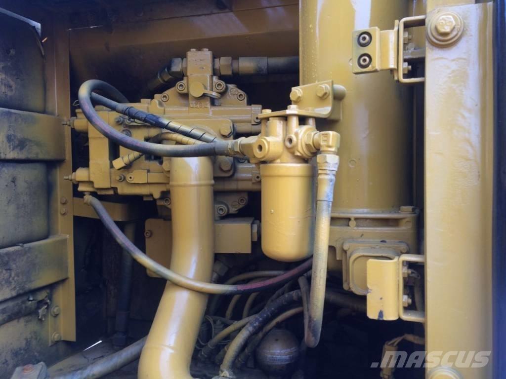 CAT 320 B Верижен екскаватор