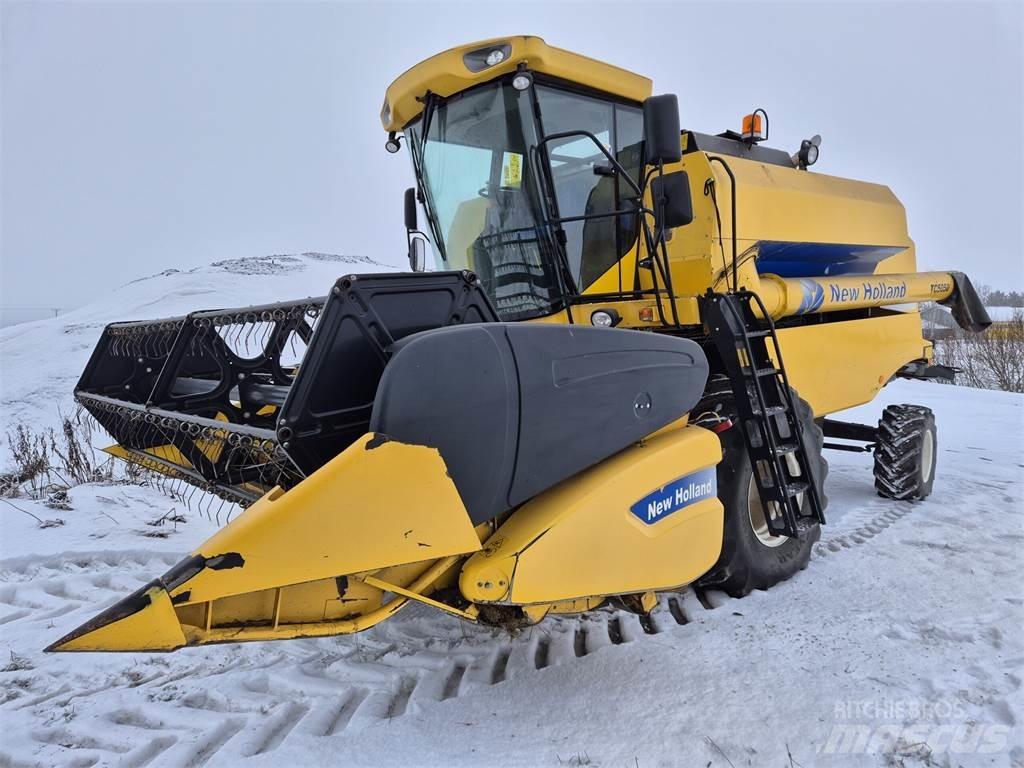 New Holland TC5050 Комбайни