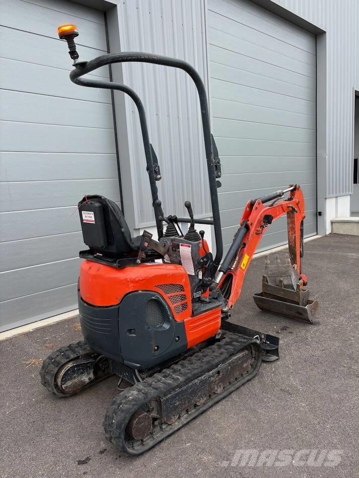 Kubota U 10-3 Мини екскаватори < 7 т