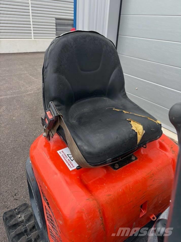 Kubota U 10-3 Мини екскаватори < 7 т