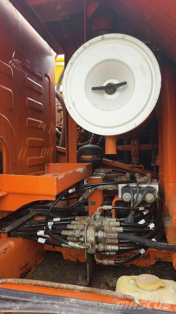 Doosan DH 225 LC-7 Верижен екскаватор