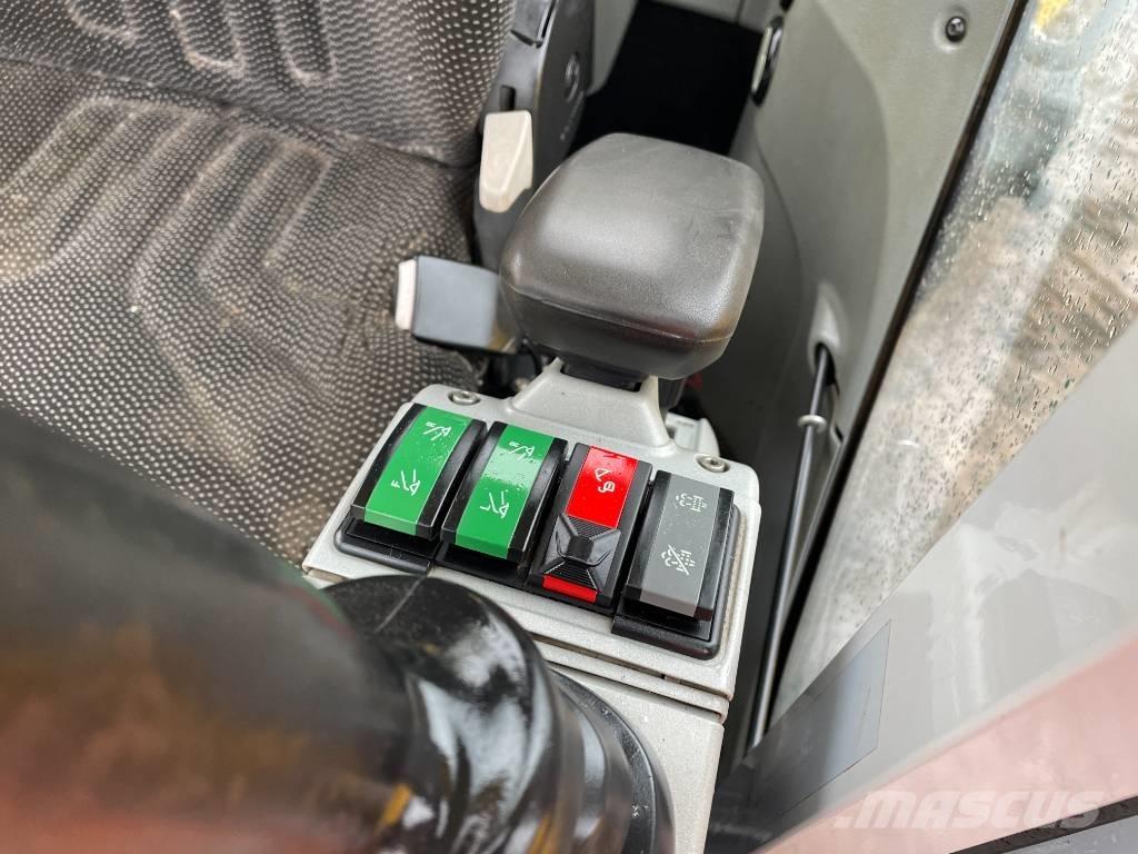 Wacker Neuson EW 100 Колесни екскаватори