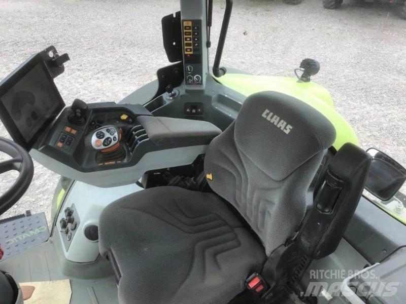 CLAAS AXION 830 Трактори