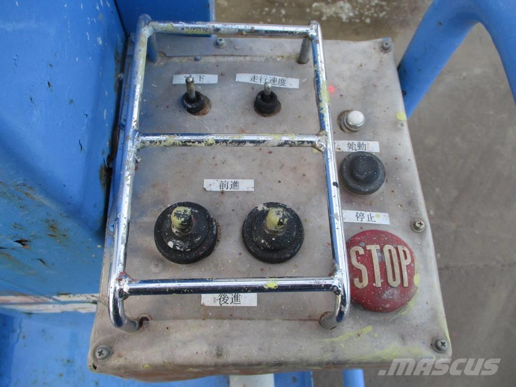Aichi RM-040 Вертикални мачтови повдигачи
