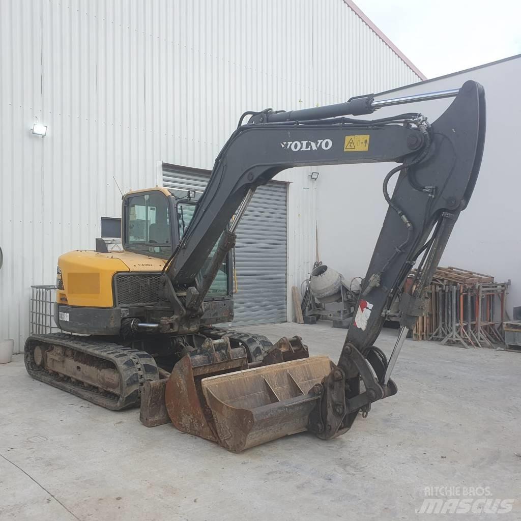Volvo ECR 88 D Средни екскаватори 7т - 12т