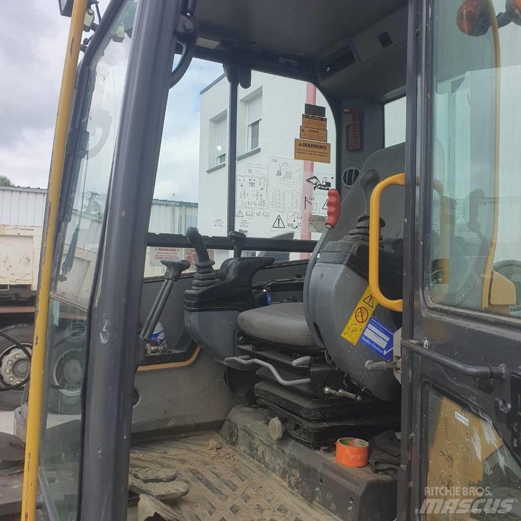 Volvo ECR 88 D Средни екскаватори 7т - 12т
