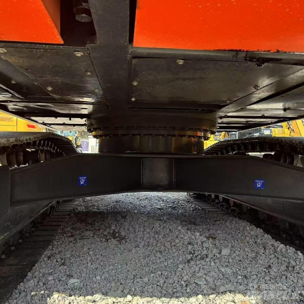 Doosan 225LC-9c Верижен екскаватор