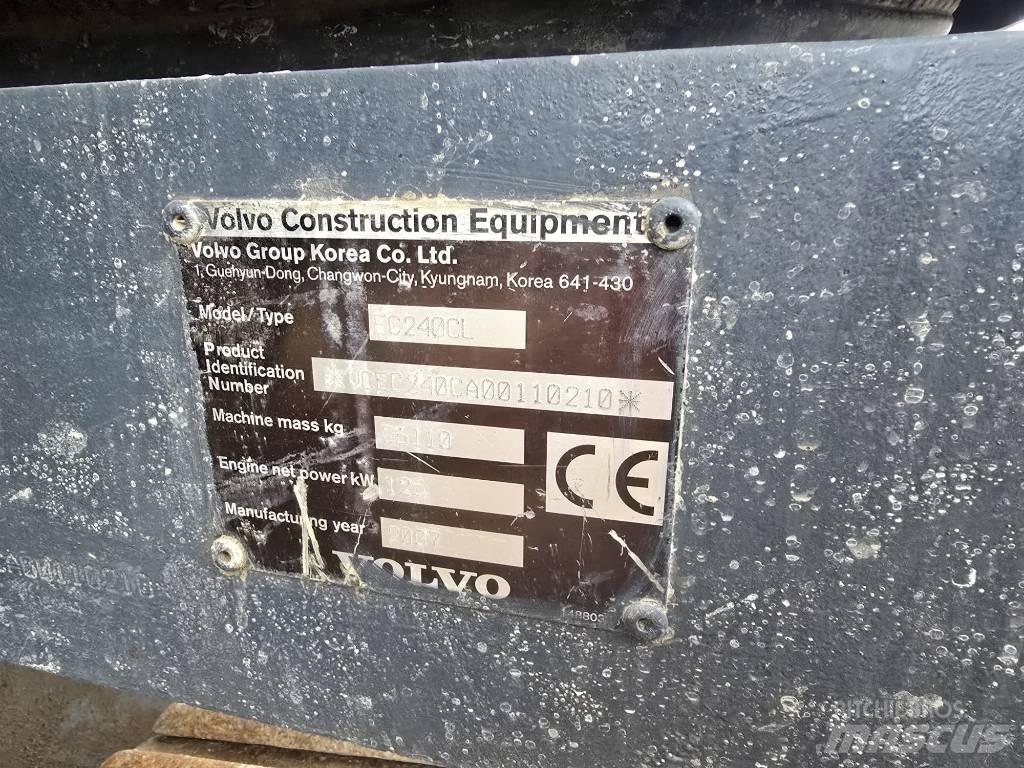 Volvo EC 240 C Верижен екскаватор