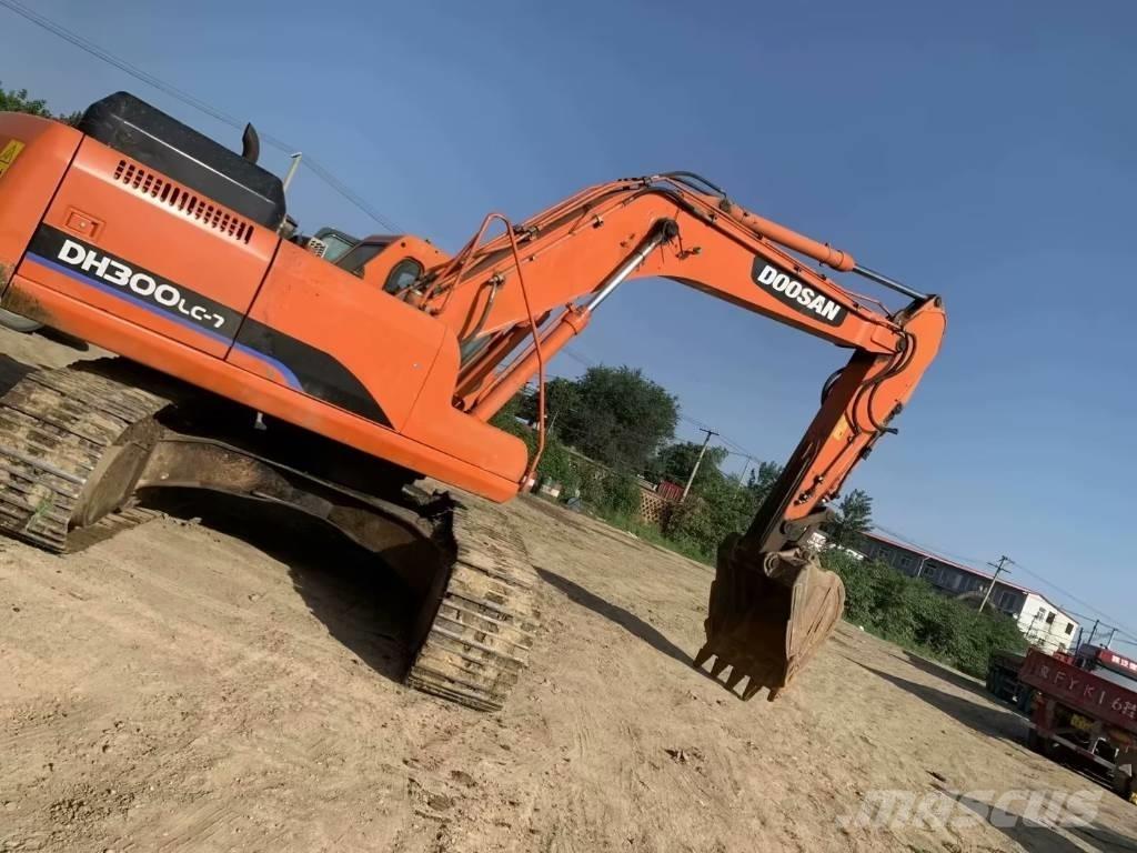 Doosan DH300 Верижен екскаватор
