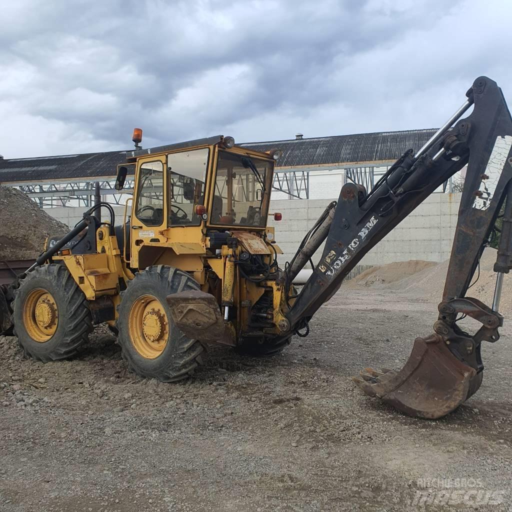 Volvo BM 6900 Товарач със заден ексватор