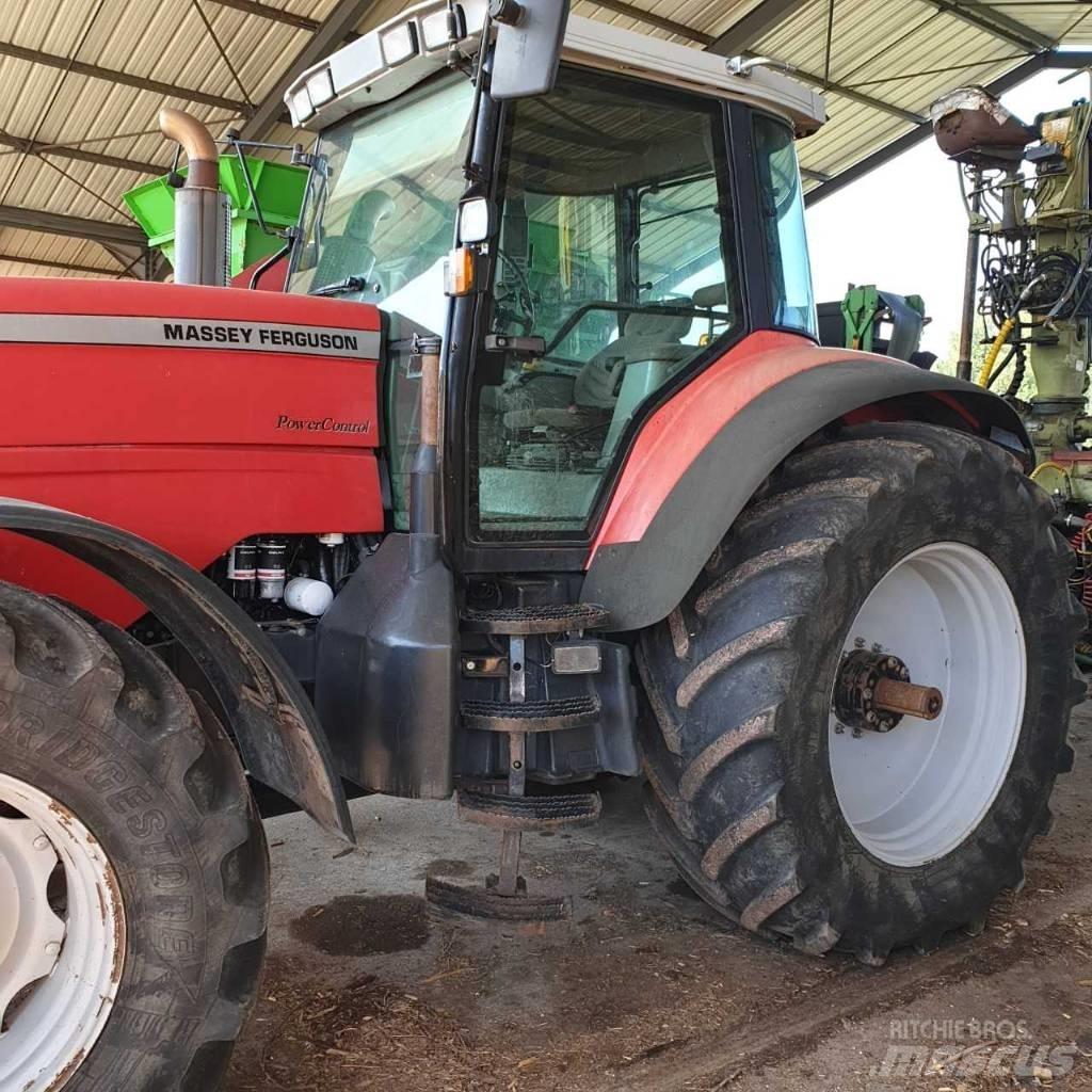 Massey Ferguson 8260 Трактори