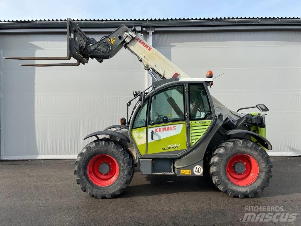CLAAS SCORPION 7040 Телескопични товарачи за селското стопанство