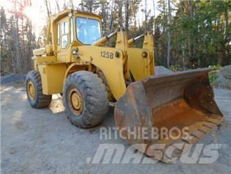 Clark Michigan 125 B Колесни товарачи