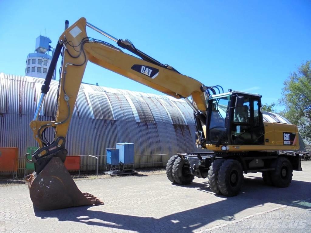 CAT M 322 D Колесни екскаватори