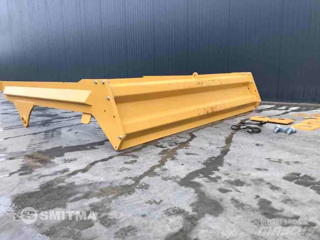 Volvo A35F Задни врати
