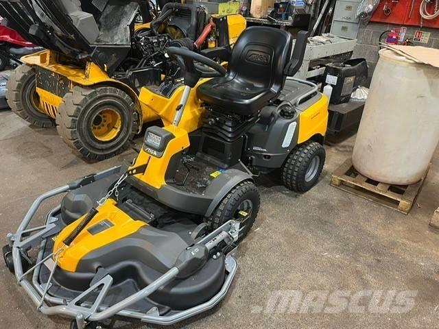 Stiga PARK PRO 900WX Тракторни косачки