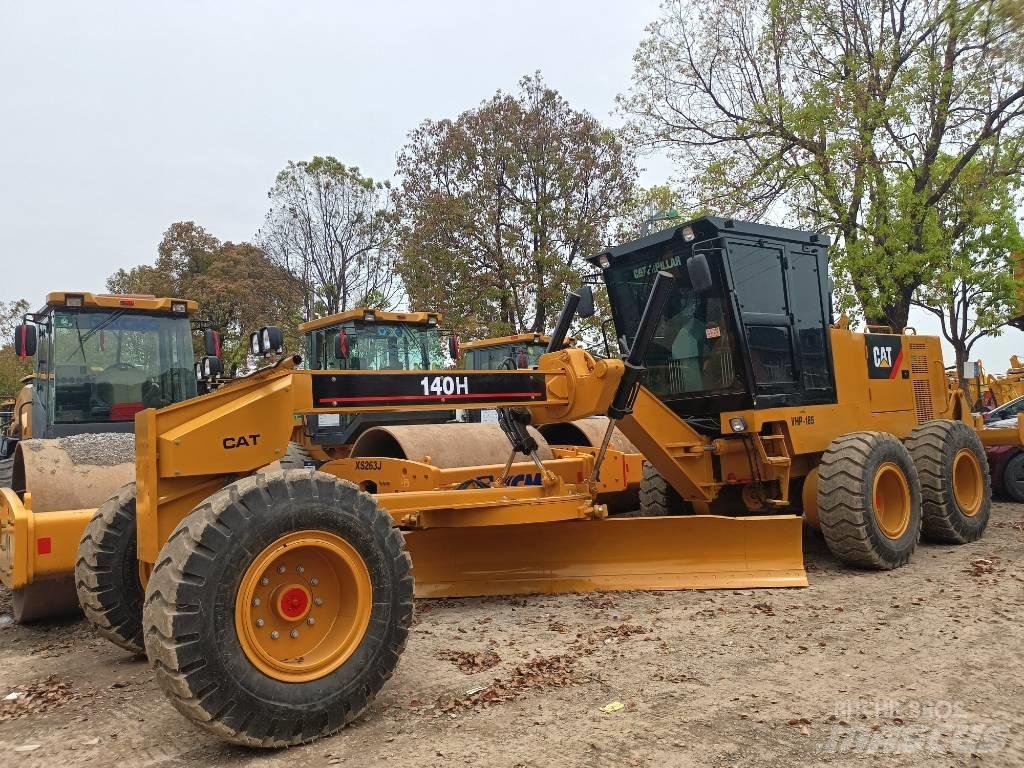 CAT 140 Верижен екскаватор