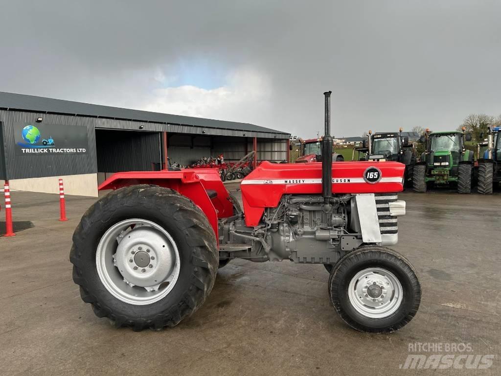 Massey Ferguson 165 Трактори