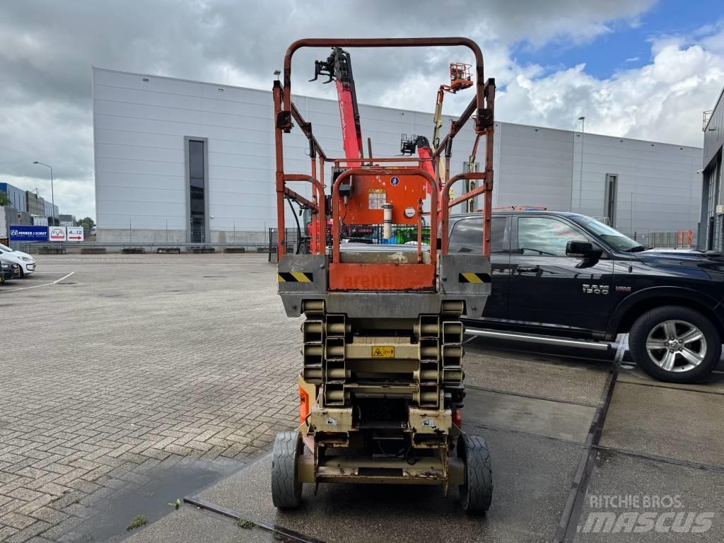 JLG 2646 ES Ножични работни платформи