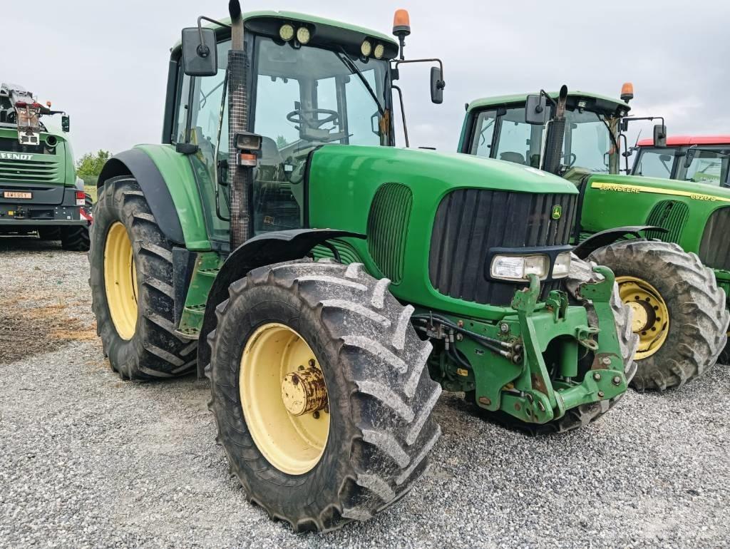 John Deere 6820 Трактори