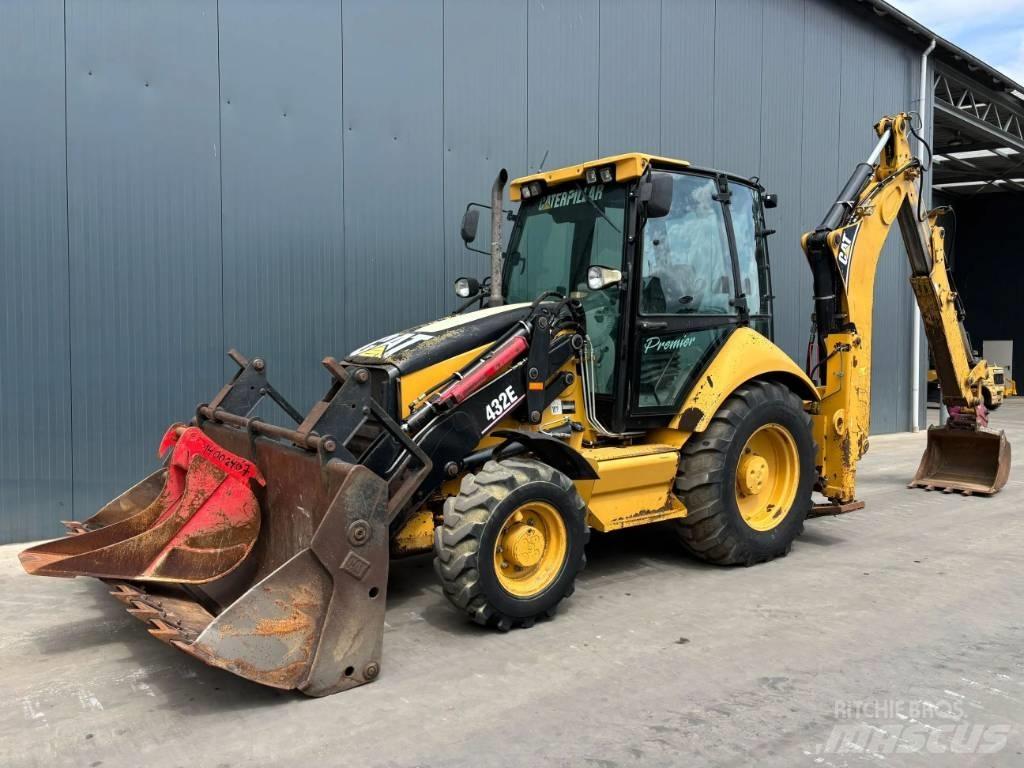 CAT 432E Товарач със заден ексватор