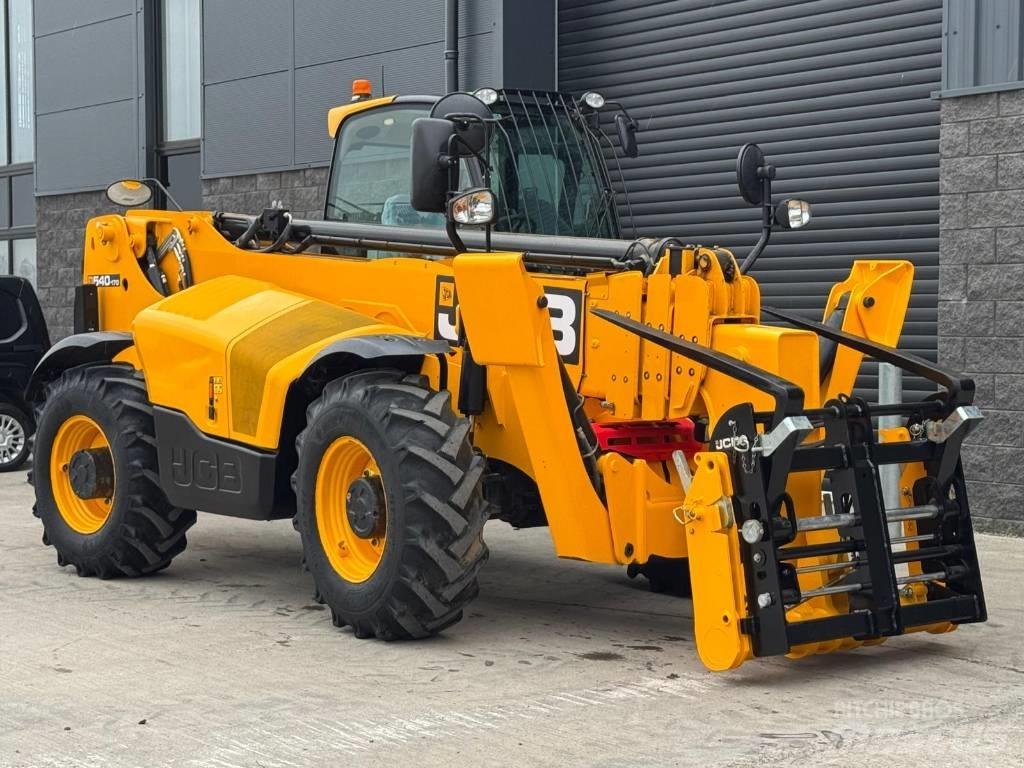 JCB 540-170 Телескопични товарачи