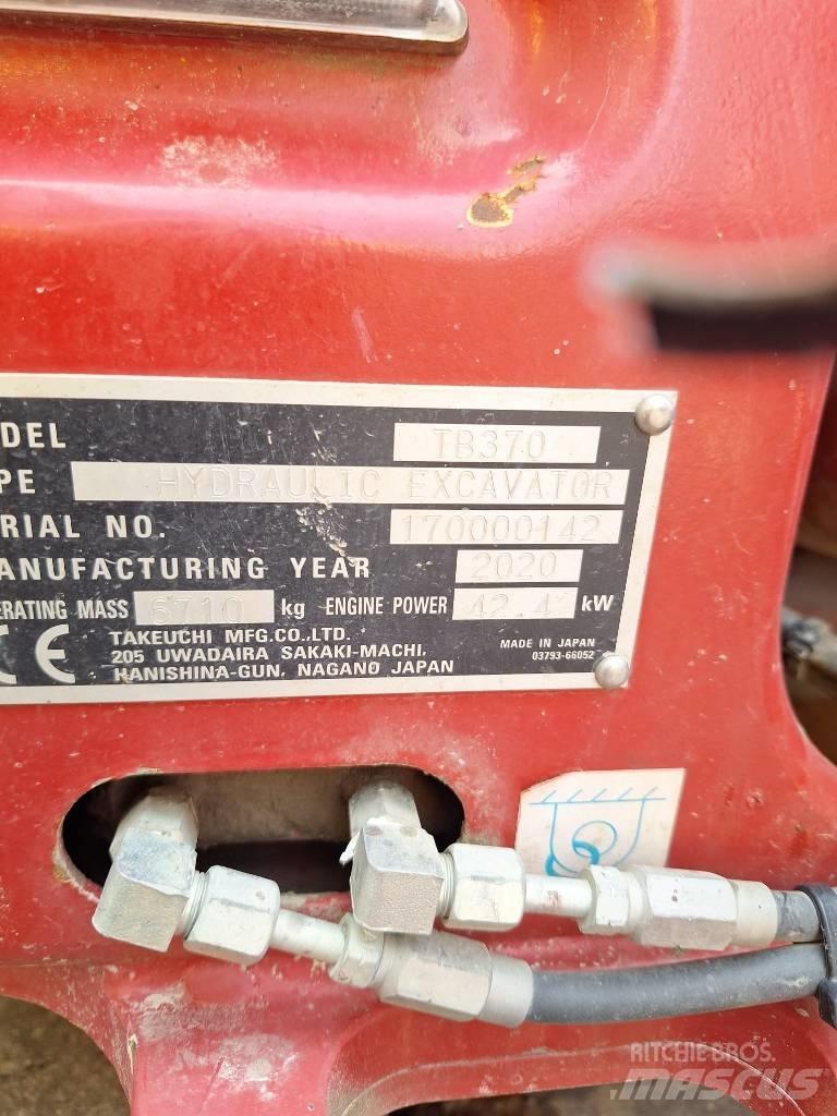 Takeuchi TB 370 Средни екскаватори 7т - 12т