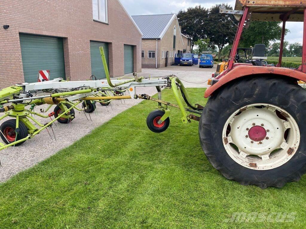 CLAAS volto 1050t Гребла и сенообръщачки